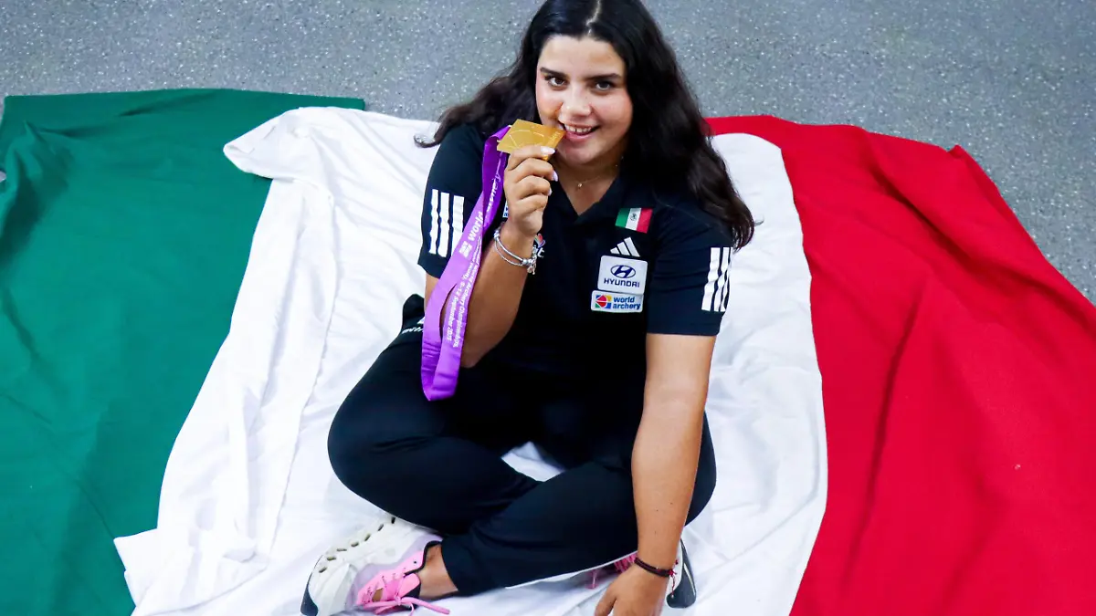 180925 Andrea Becerra LA 1