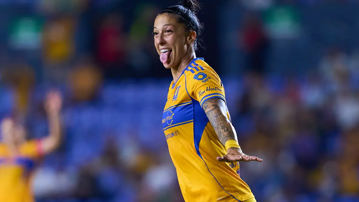 Jennifer Hermoso se lució en la goleada de Tigres al León