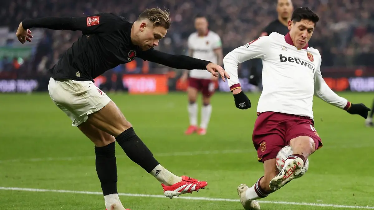 Edson Álvarez queda eliminado de FA Cup