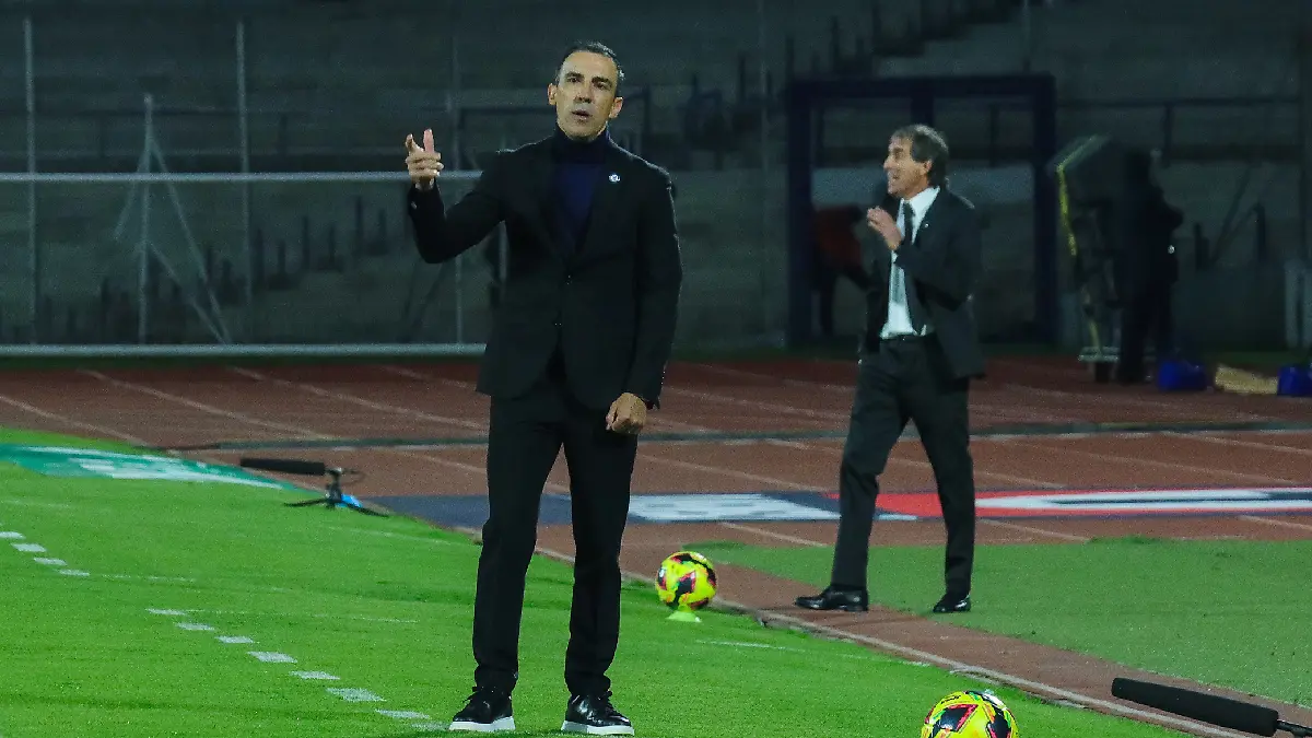 Vicente Sánchez contento con el resultado. Foto: Oswaldo Figueroa