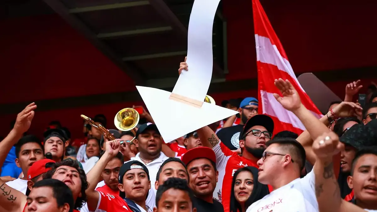La porra del Toluca le indica a su equipo el camino al gol