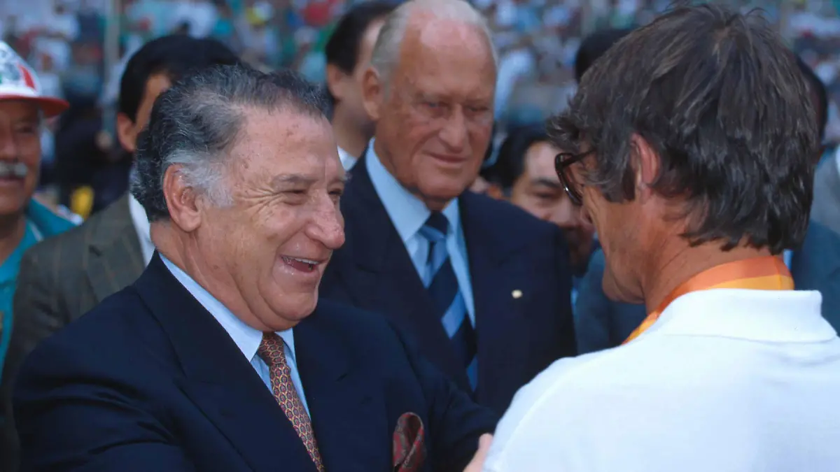 El Estadio Azteca ya había cambiado de nombre años atrás   Foto  Mexsport