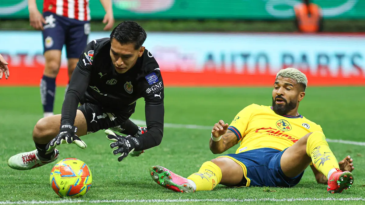 José Rangel resaltó la unión de Chivas a pesar de las expulsiones   Foto  Erik Estrella