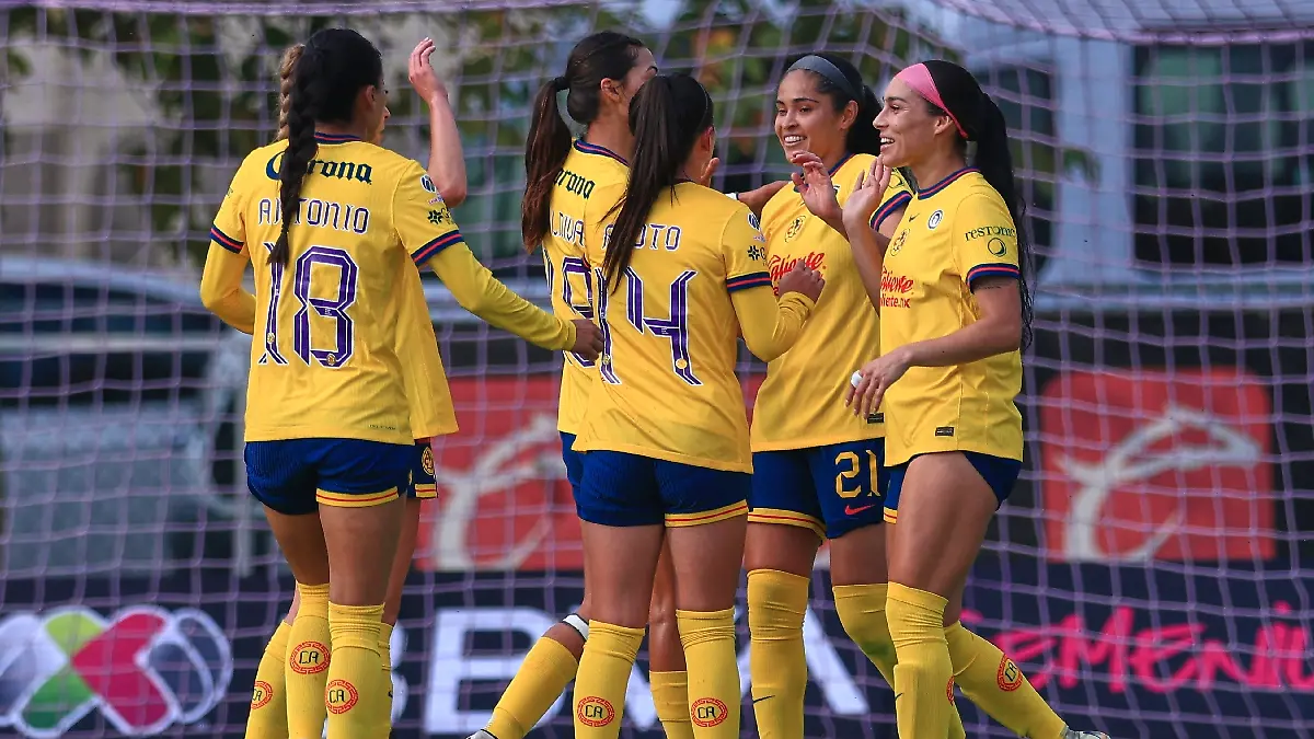 América Femenil le pasó por encima al Puebla / Foto: Mexsport