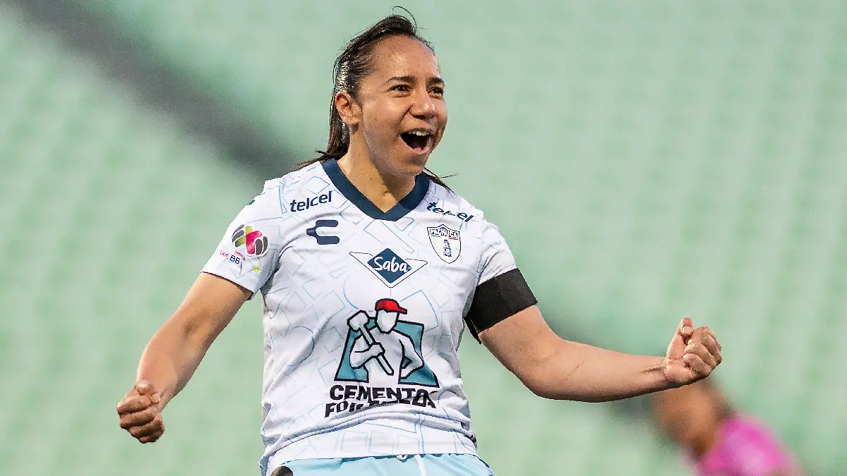 Charlyn Corral domina la tabla de goleo en la Liga MX Femenil