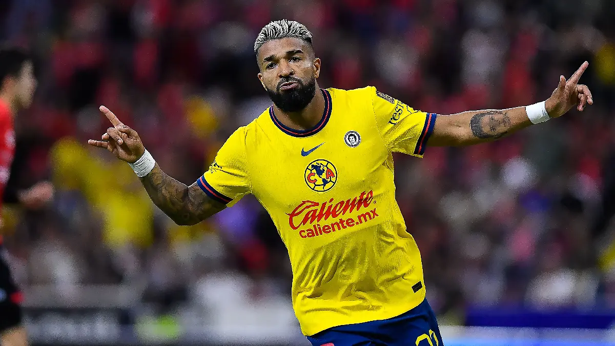 América se vio beneficiado por un error en el arbitraje en el duelo ante Atlas / Foto: Mexsport