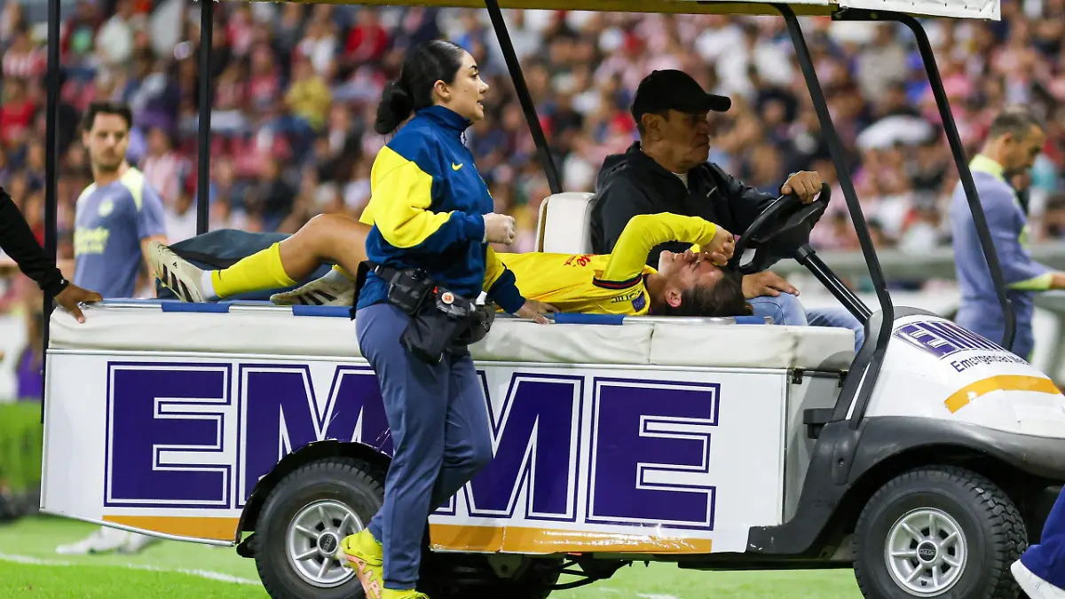 Aylin Avilez lesion contra Guadalajara Femenil