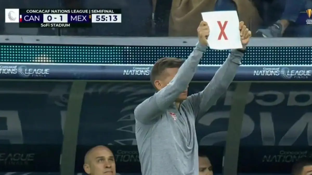 Jesse Marsch muestra una equis ante México