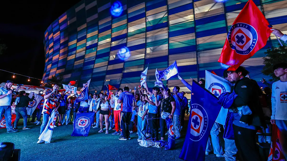 Cruz Azul analiza mudarse a Puebla   Foto  Luis Garduño