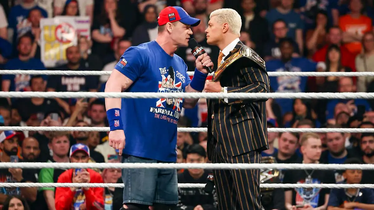 John Cena destrozó a Cody Rhodes en el micrófono   Foto  Cortesía WWE