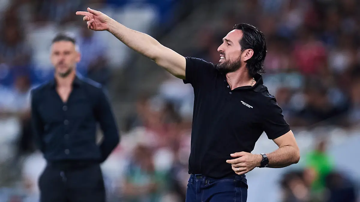 Gerardo Espinoza no piensa renunciar a Chivas / Foto: Mexsport