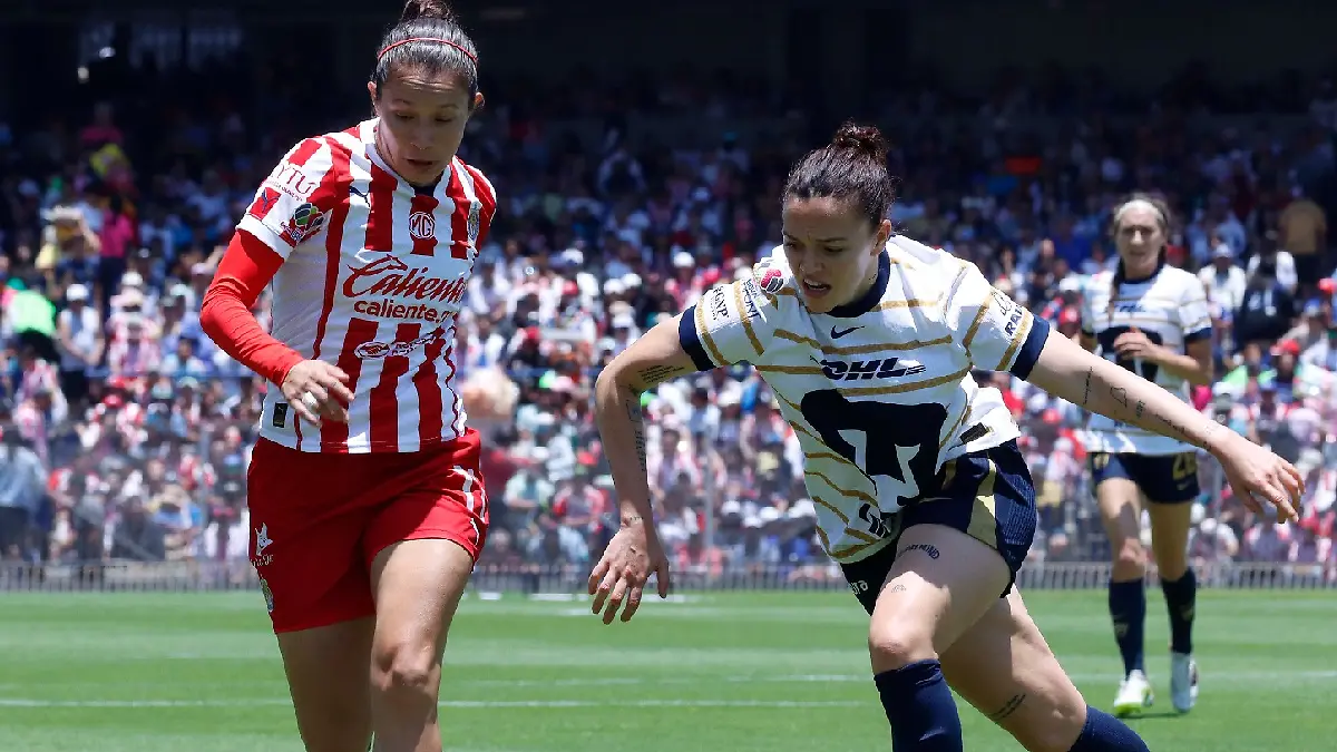 Chivas femenil derrota a Pumas foto  Erik Estrella