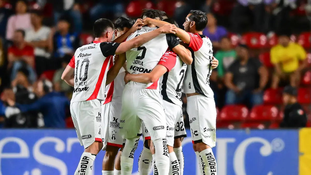 Atlas se lleva los tres puntos tras vencer a Gallos Blancos en la Corregidora. Foto: Mexsport