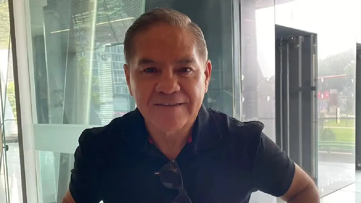 La chiquita González en contra de la pelea de Jake Paul vs Julio César Chávez foto  @chiquitaglz