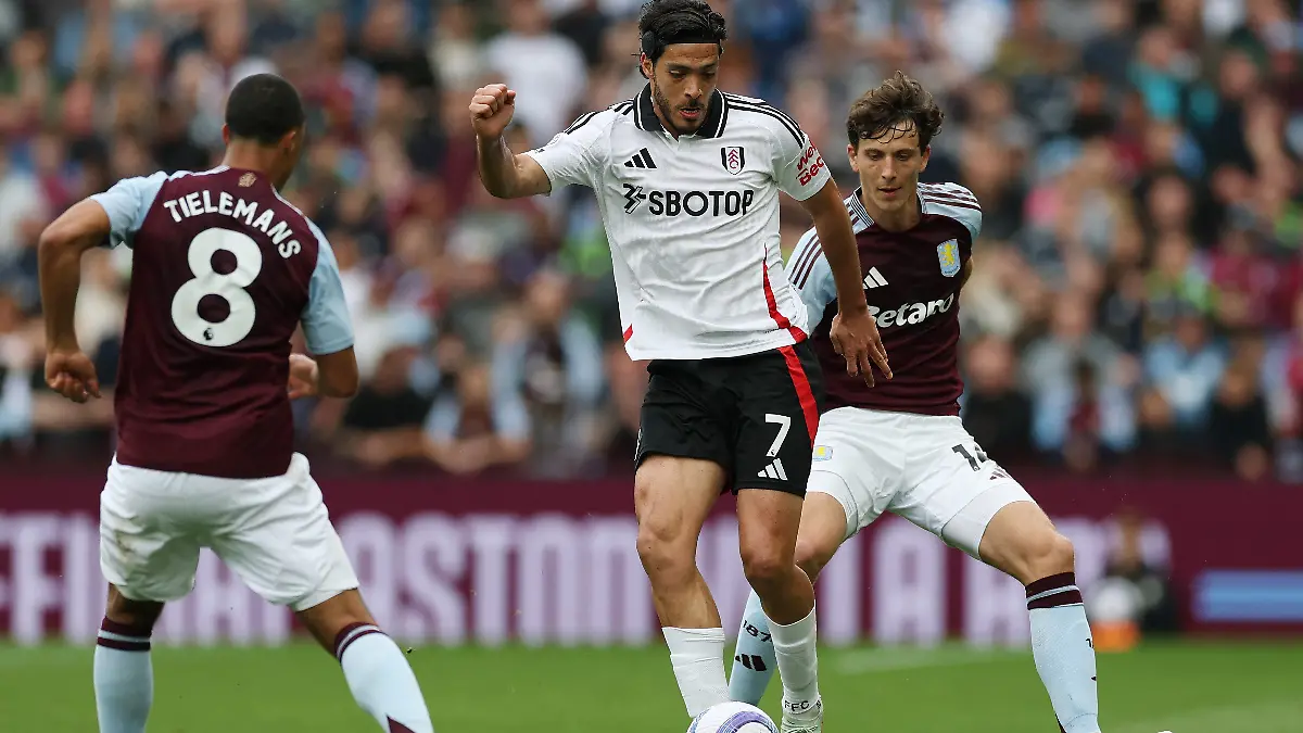 Raúl Jiménez sigue sin marcar gol foto  Reuters