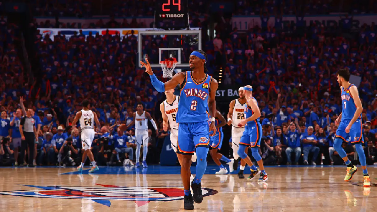 Shai Gilgeous Alexander es el MVP de la temporada 2025 de la NBA. Foto: AFP