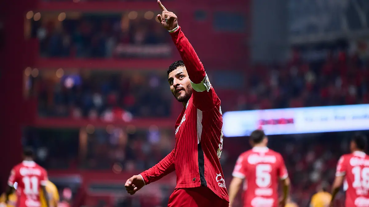 Alexis Vega y Toluca por el título del Clausura 2025. Foto: Mexsport