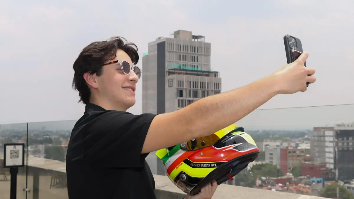 110625 Andres Perez de Lara SM