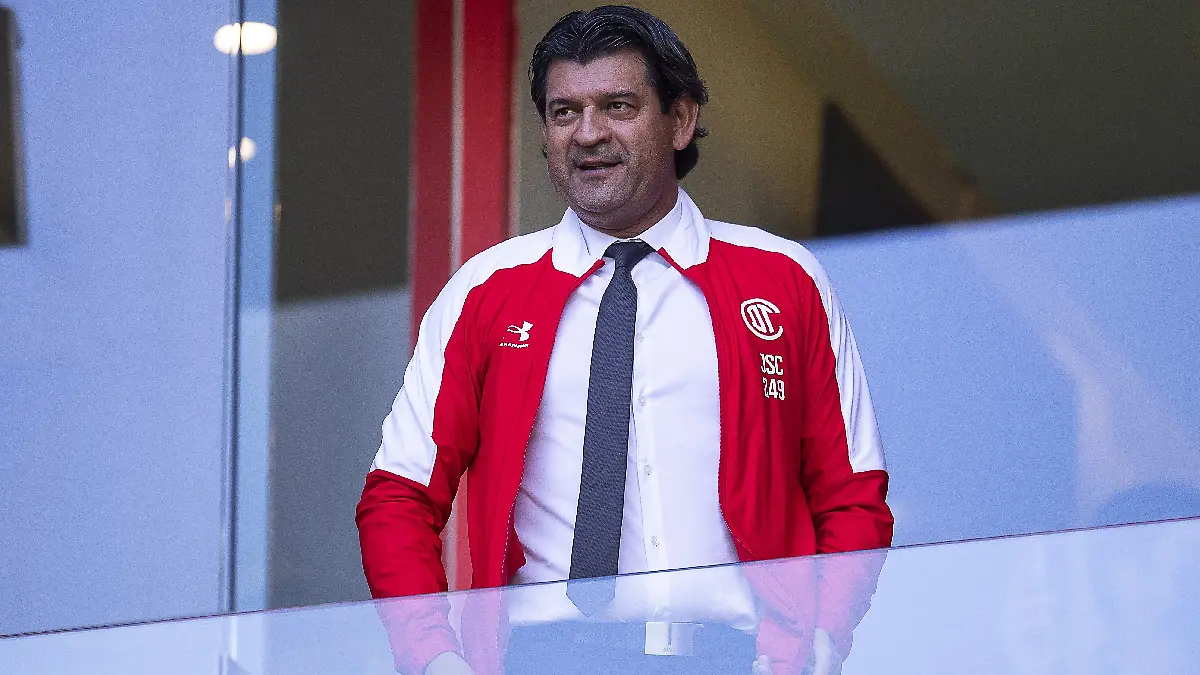José Saturnino Cardozo fue técnico del Toluca. Foto: Mexsport