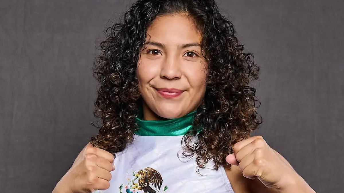 Citlalli Ortiz ya es boxeadora profesional foto @citlalli.bellatrix.ortiz