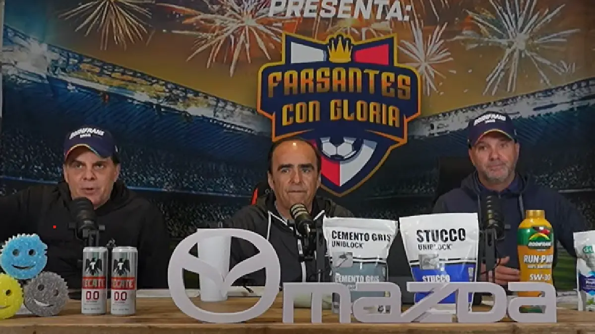 Martinoli, Medrano y Luis García transmitieron el México vs Costa Rica Foto  Captura de panatlla Youtube