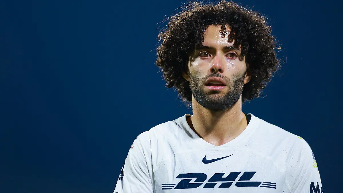 César Huerta estaría cerca de salir de Pumas foto  Mexsport