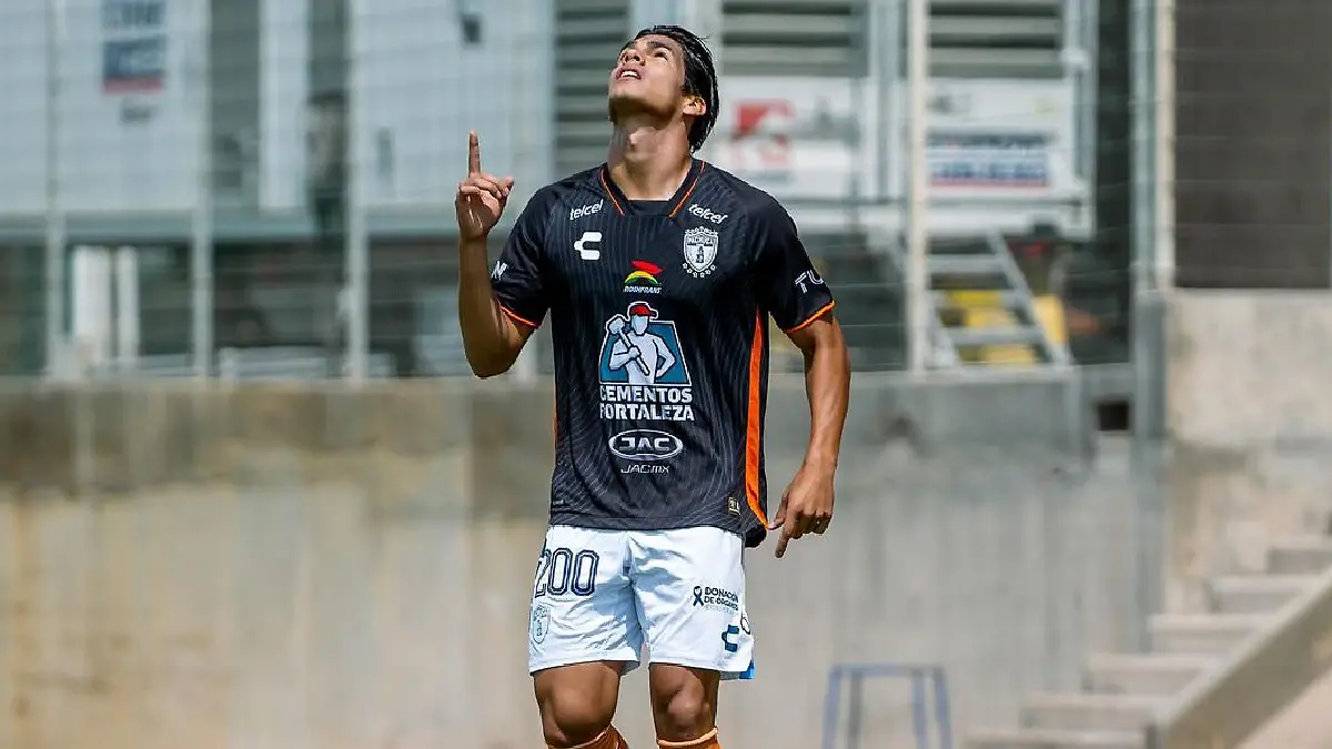 Luis Puente debutó con Pachuca en el Apertura 2024 foto @luisfpuente