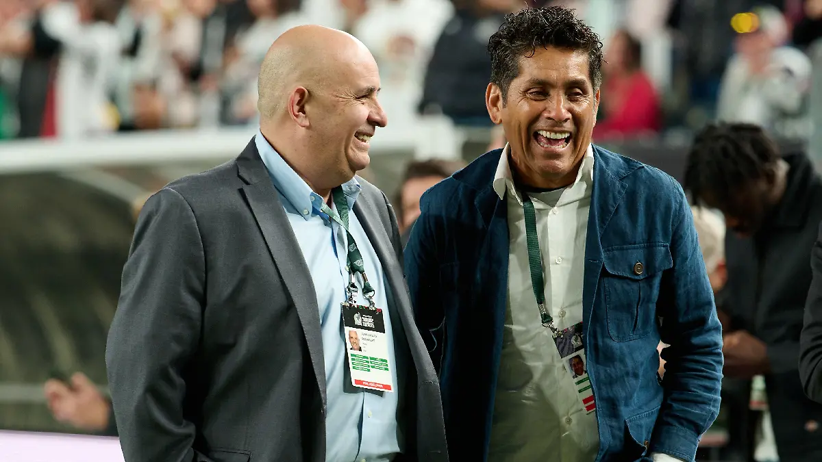 Jorge Campos no quita el dedo del renglón para dirigir a los Pumas. Foto: Mexsport
