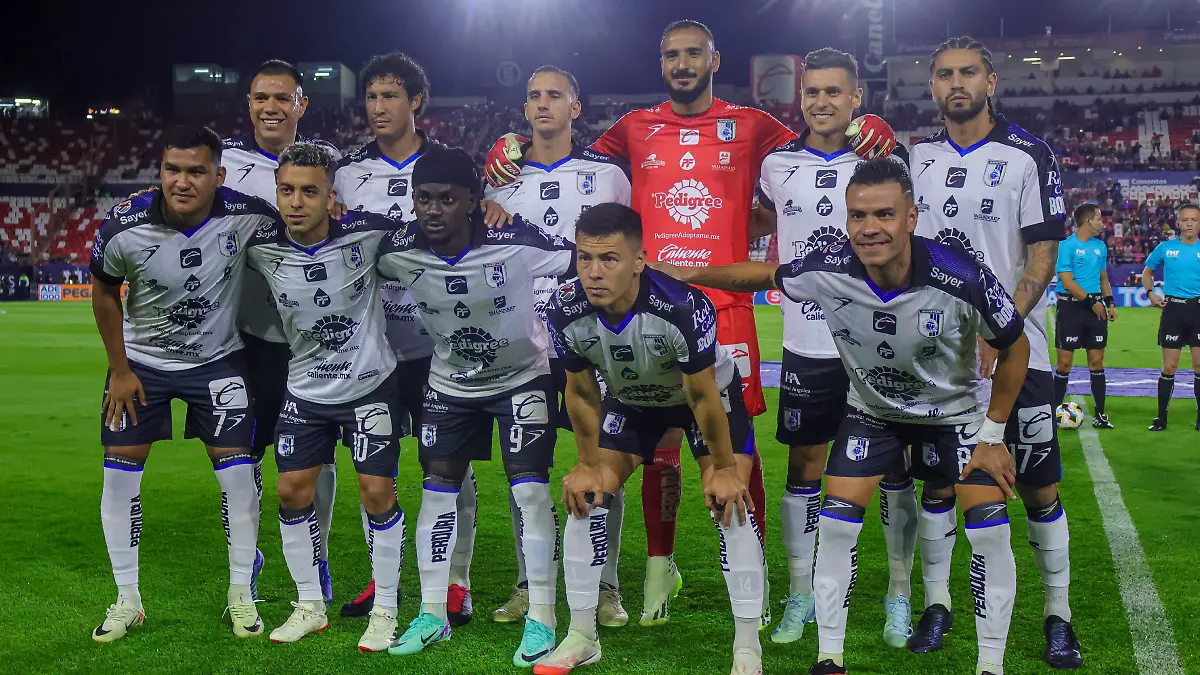 Gallos Blancos fue goleado por San Luis / Foto: Mexsport