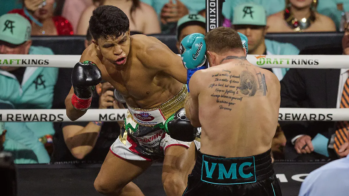 El boxeador Jaime Munguía regresará al ring en diciembre