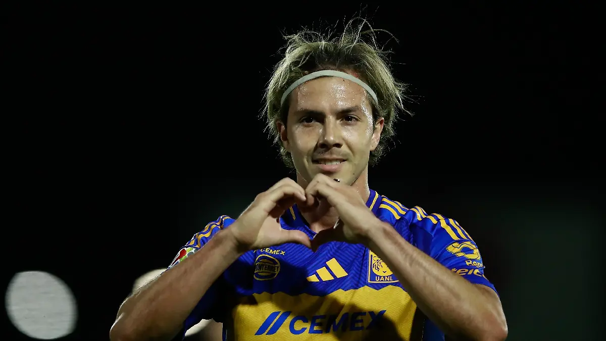 Sebastián Córdova le dio el triunfo a Tigres sobre Juárez foto  Mexsport