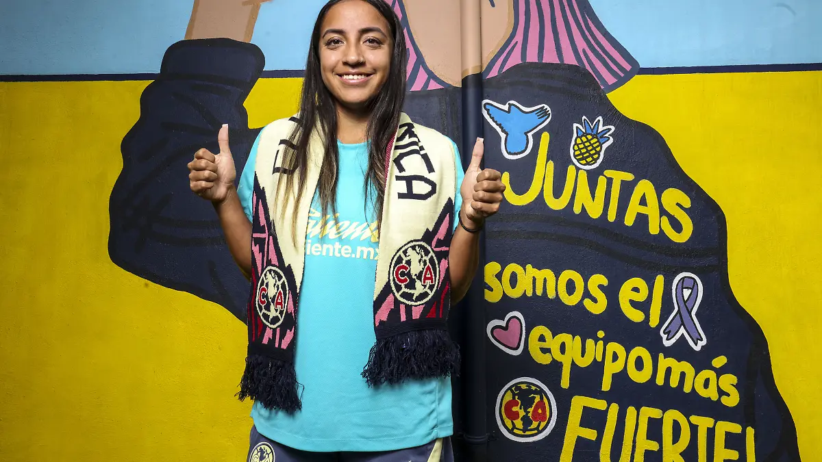 Rebekah Valdez cumple un sueño con América. FOTO: RAMÓN ROMERO