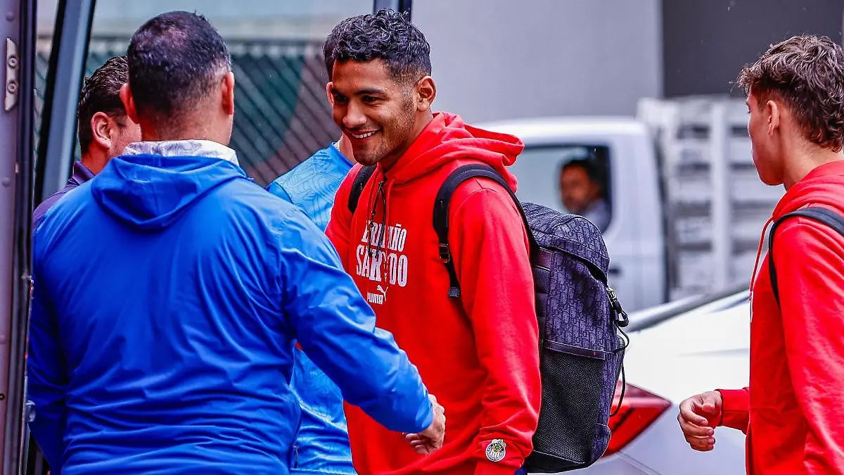 Tiba Sepúlveda regresará a jugar con Chivas tras una lesión