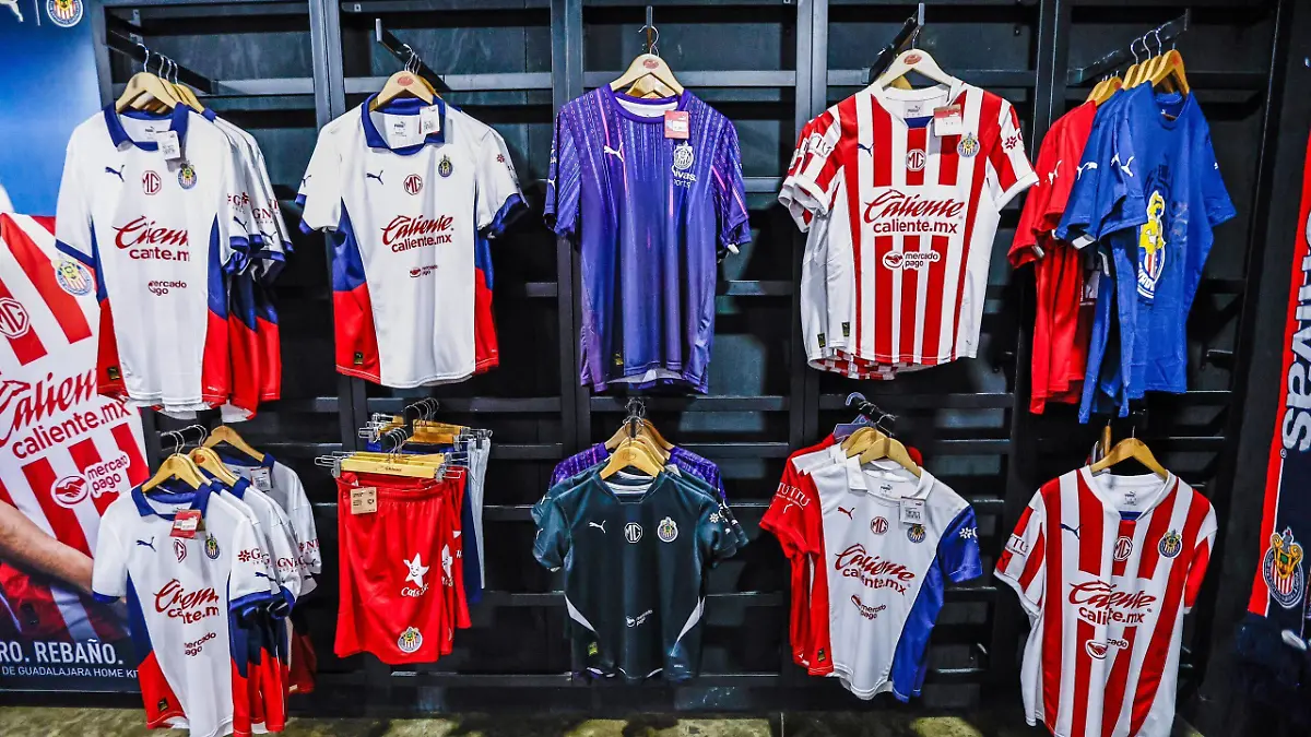 Playeras Chivas