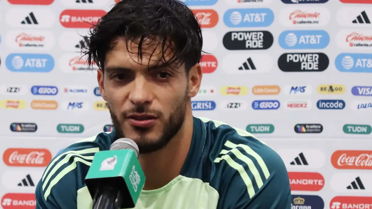 Raúl Jiménez regresó a la selección mexicana. FOTO: ÉRIK ESTRELLA
