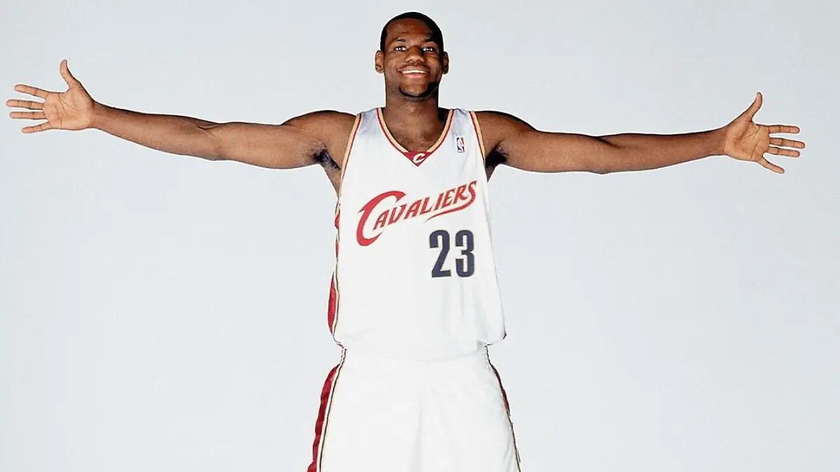 Miami Heat drafteo a Lebron James en 2003