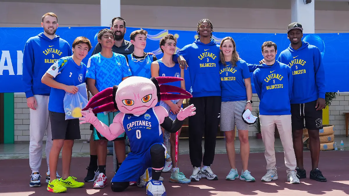 Capitanes de la CDMX tuvieron entrenamiento para la prensa. Foto: @CapitanesCDMX