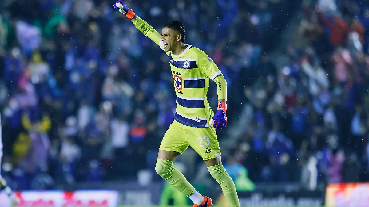 Cruz Azul es líder con 40 puntos foto  Mexsport