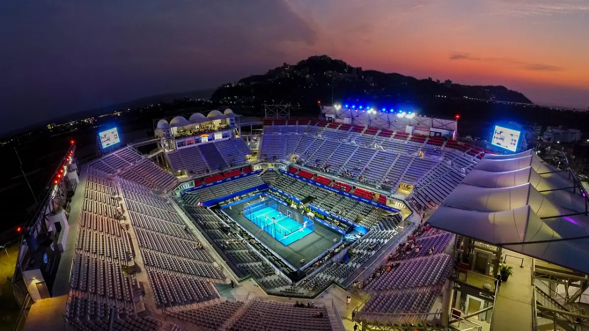 DCIM\PANORAMA\100 0023\DJI