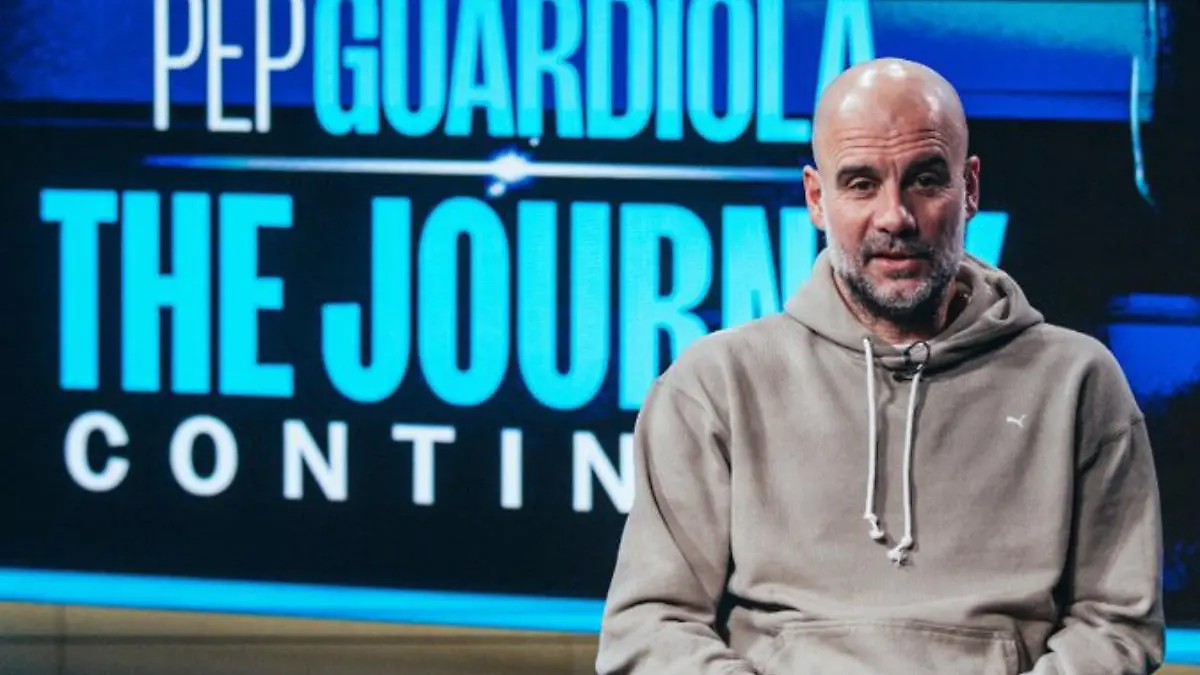 Pep Guardiola seguirá en el Manchester City. FOTO: @ManCity