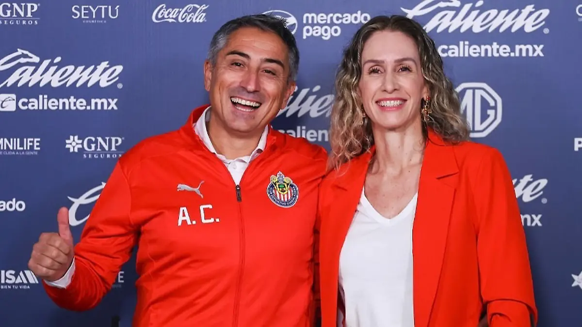 Antonio Contreras comparó a CHivas con el Real Madrid / Foto: IG Chivas Femenil