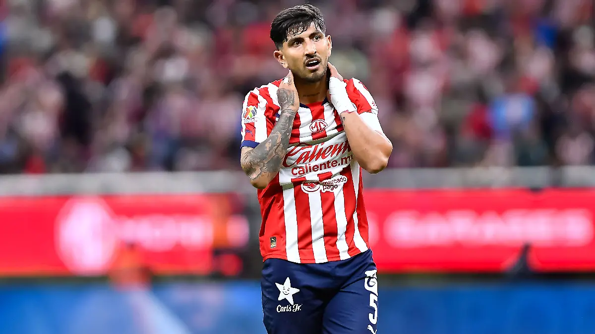 Víctor el Pocho Guzmán habla de su posible salida de Chivas