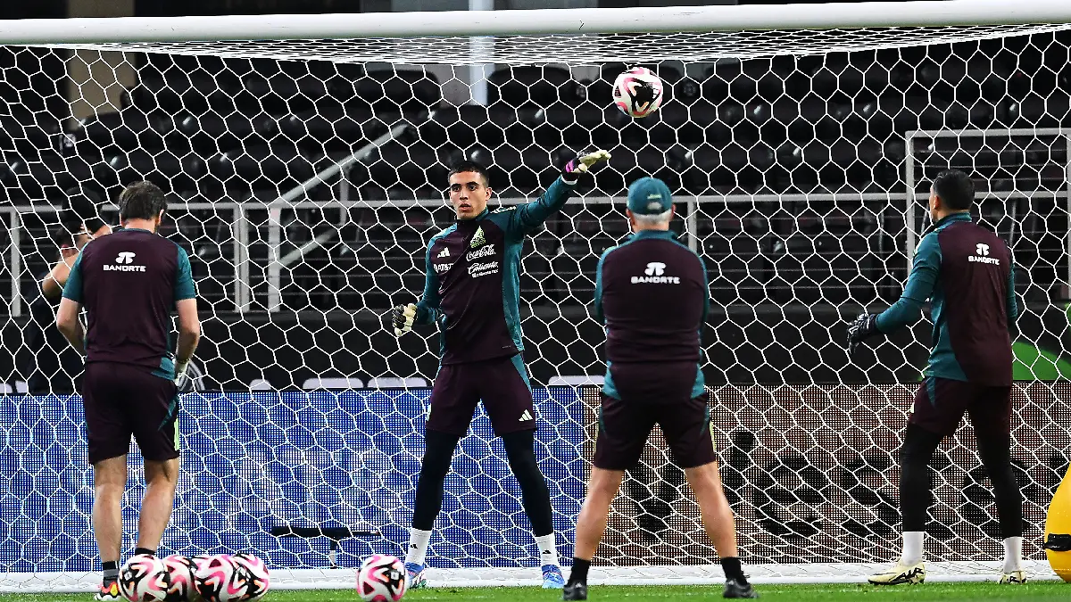 El portero Alex Padilla está en la órbita de los Pumas de la UNAM. Foto: Mexsport