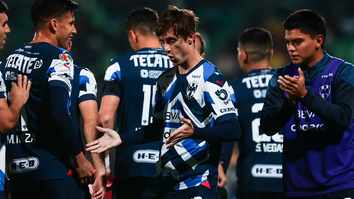 Rayados venció a Santos a domicilio / Foto: Mexsport