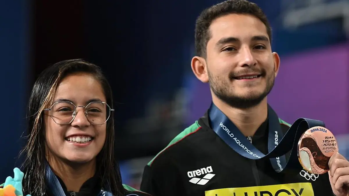 Kevin Berlín y Alejandra Estudillo ganaron Bronce en Doha / Foto: World Aquatics
