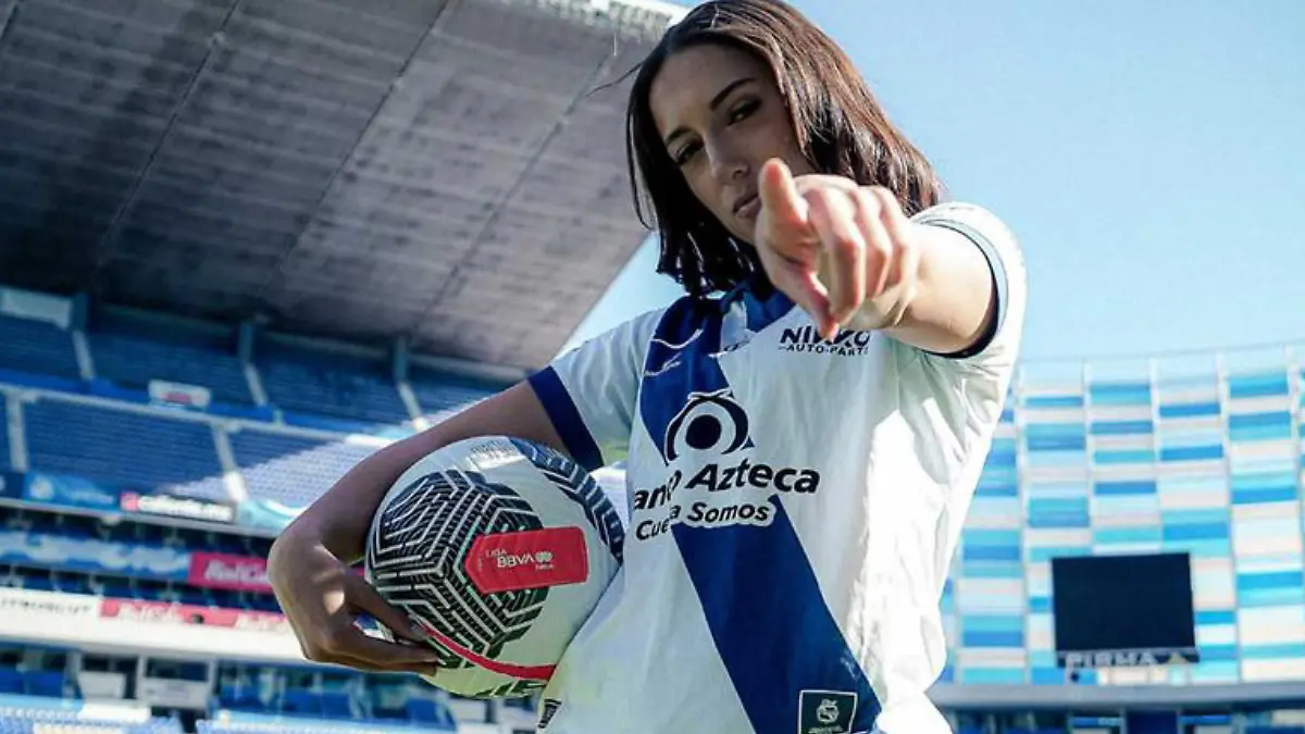 Nikkole Teja es la nueva presentadora de Mutimedios