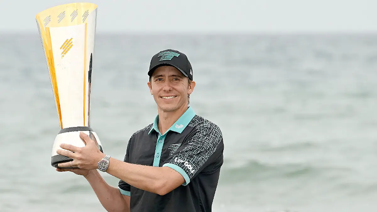 Carlos Ortiz, campeón en Omán / Foto: @asiantourgolf