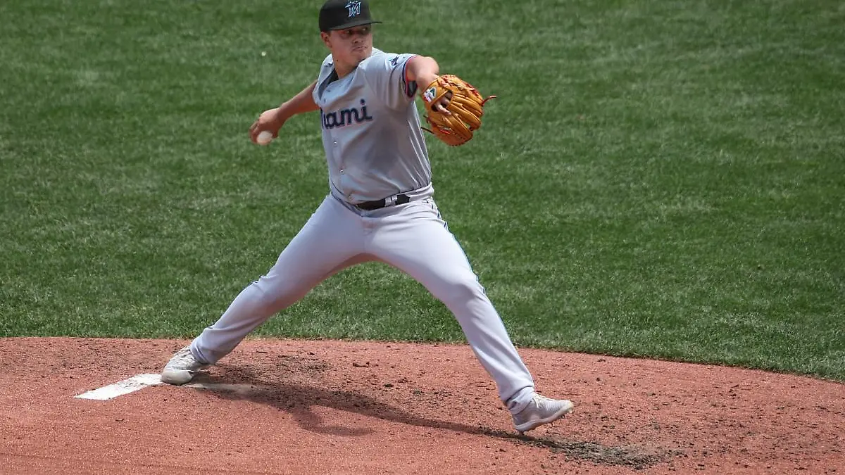 Valente Bellozo, feliz de su debut en la MLB. FOTO: Reuters