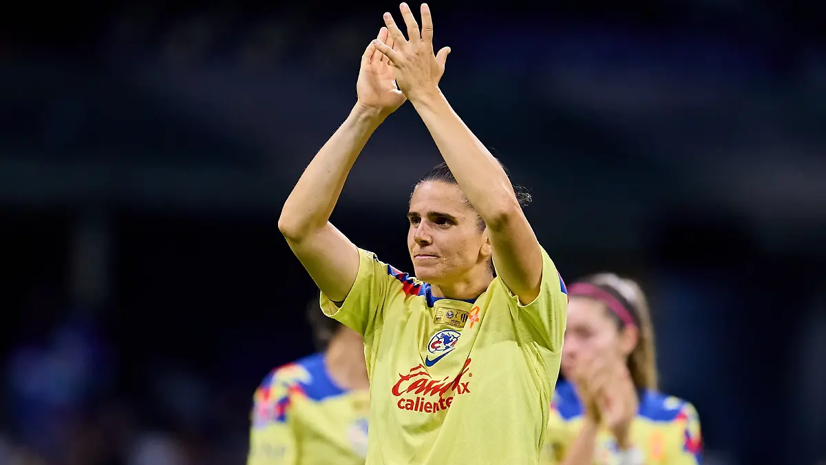 Andrea Pereira se va con un trofeo de México. FOTO: MEXSPORT