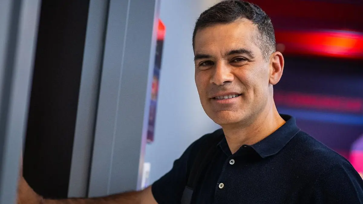 Rafael Márquez seguirá como entrenador del Bareclona Atletic. FOTO: @FCBarcelonaB